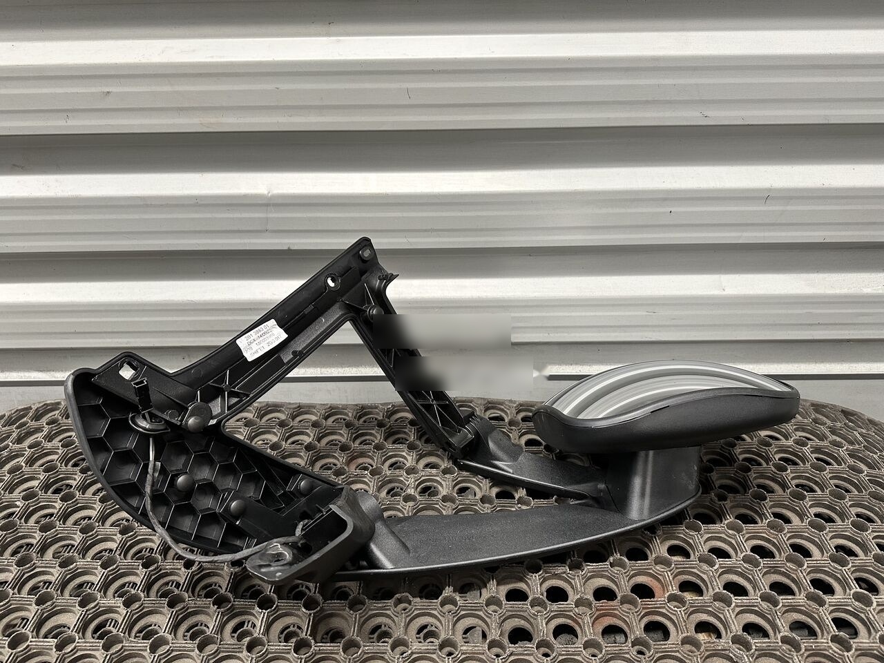 Mercedes-Benz ATEGO AXOR A 9408107516   Mercedes-Benz - Oglinda retrovizoare pentru Camion: Foto 4 Mercedes-Benz ATEGO AXOR A 9408107516   Mercedes-Benz - Oglinda retrovizoare pentru Camion: Foto 4