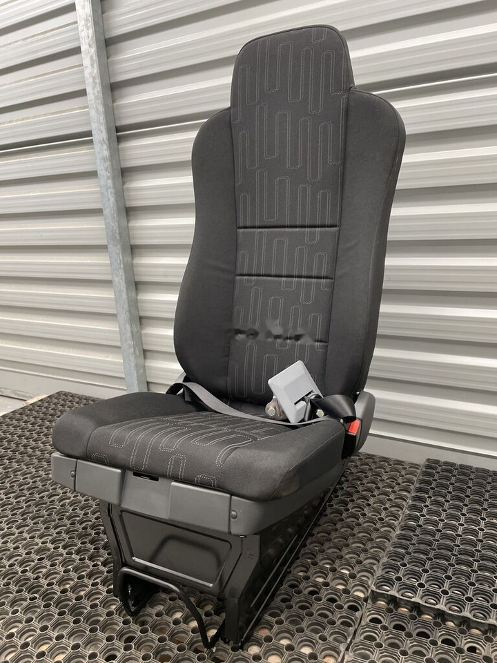Mercedes-Benz ATEGO PASSANGER'S NEW Mercedes-Benz ATEGO PASSANGER'SEAT - Scaun pentru Camion: Foto 3 Mercedes-Benz ATEGO PASSANGER'S NEW Mercedes-Benz ATEGO PASSANGER'SEAT - Scaun pentru Camion: Foto 3