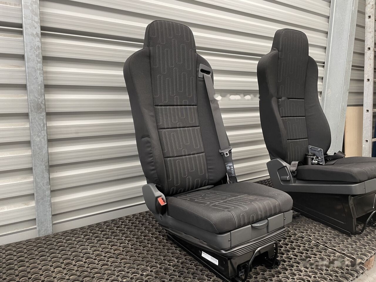 Mercedes-Benz ATEGO SEATS BRAND NEW truck - Scaun pentru Camion: Foto 2 Mercedes-Benz ATEGO SEATS BRAND NEW truck - Scaun pentru Camion: Foto 2