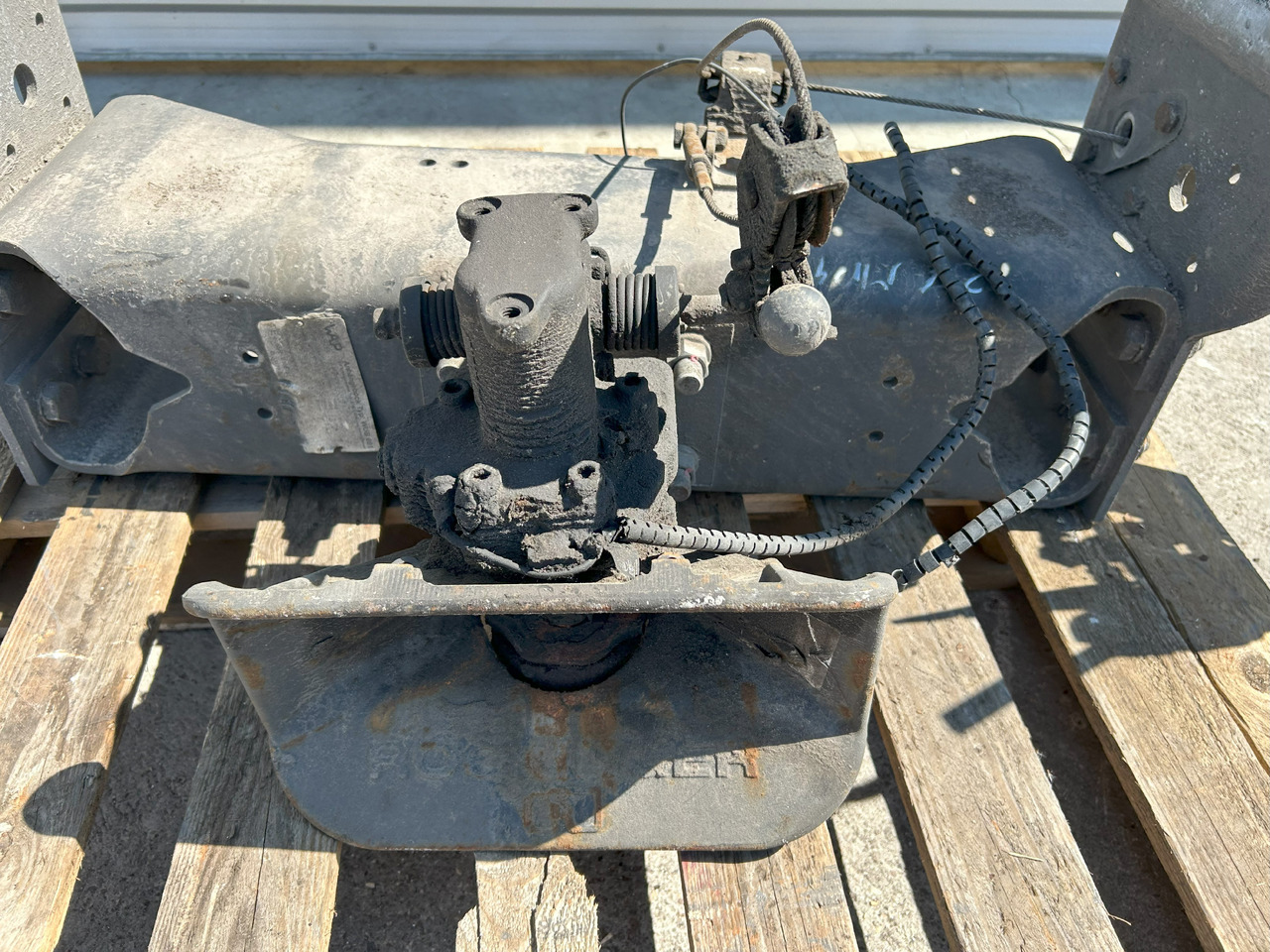 ROCKINGER ROCKINGER RO 50-G6 HOOK AUTOMATIC COUPLING - Piesa universala pentru Camion: Foto 3 ROCKINGER ROCKINGER RO 50-G6 HOOK AUTOMATIC COUPLING - Piesa universala pentru Camion: Foto 3
