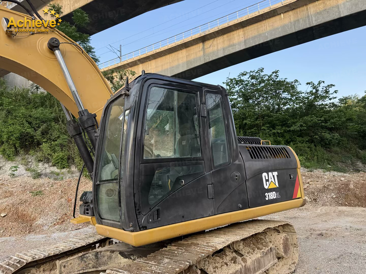 Caterpillar 318DL hydraulic excavator 0.72-0.8 m³ 91 kw/rpm 42.0-42.3 kN Cat® C4.2 【ACHIEVE】 TOP CONDITION!!! - Excavator pe şenile: Foto 5 Caterpillar 318DL hydraulic excavator 0.72-0.8 m³ 91 kw/rpm 42.0-42.3 kN Cat® C4.2 【ACHIEVE】 TOP CONDITION!!! - Excavator pe şenile: Foto 5