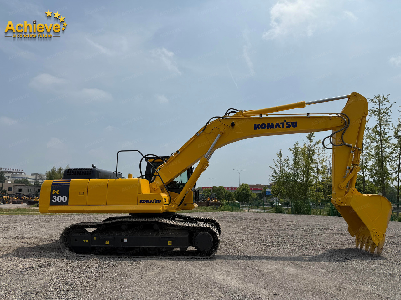 Komatsu hydraulic excavator PC300-8M0 187 /1950KW/rpm 1.4-2.0m³ 32000kg Remanufactured【ACHIEVE】 TOP CONDITION!!! - Excavator pe şenile: Foto 5 Komatsu hydraulic excavator PC300-8M0 187 /1950KW/rpm 1.4-2.0m³ 32000kg Remanufactured【ACHIEVE】 TOP CONDITION!!! - Excavator pe şenile: Foto 5