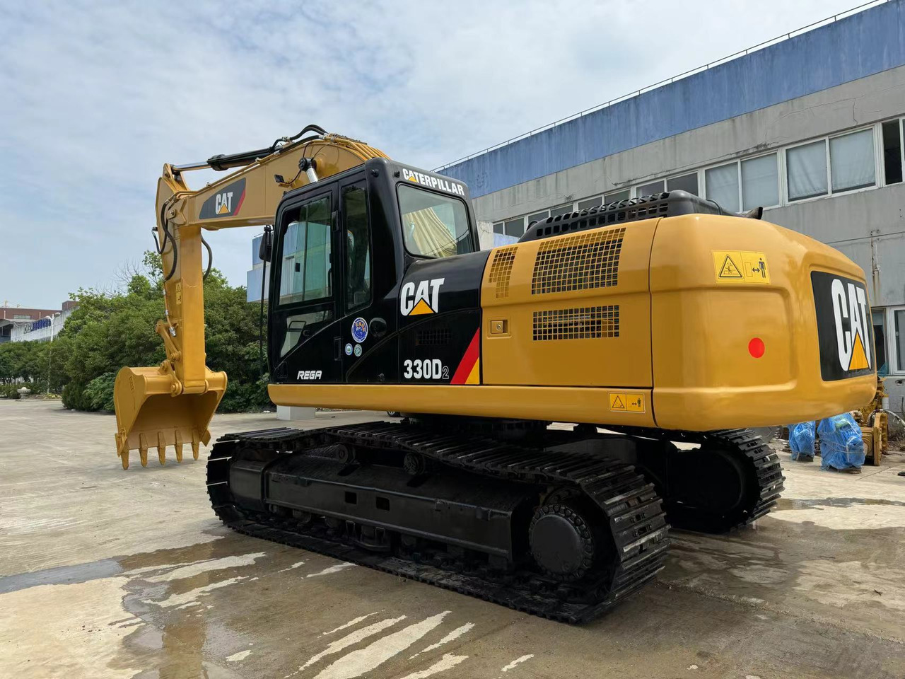 CATERPILLAR CAT 330D2L: 275 HP 30-Ton Excavator – Power & Precision for Heavy Quarry Jobs - Excavator pe şenile: Foto 3 CATERPILLAR CAT 330D2L: 275 HP 30-Ton Excavator – Power & Precision for Heavy Quarry Jobs - Excavator pe şenile: Foto 3
