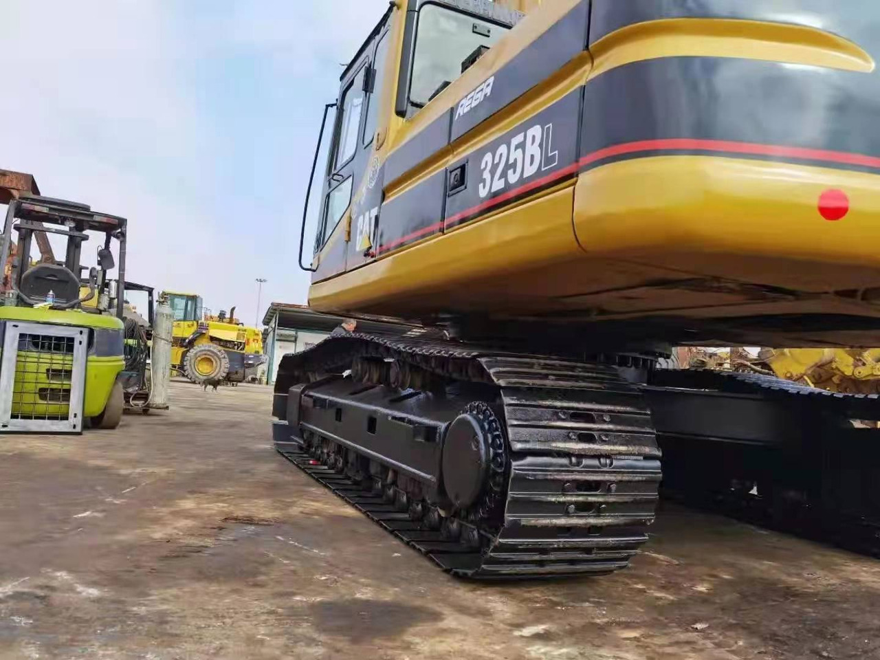 Caterpillar Excavator Secondhand Condition CAT 325BL, 330BL, 320BL - Excavator pe şenile: Foto 5 Caterpillar Excavator Secondhand Condition CAT 325BL, 330BL, 320BL - Excavator pe şenile: Foto 5