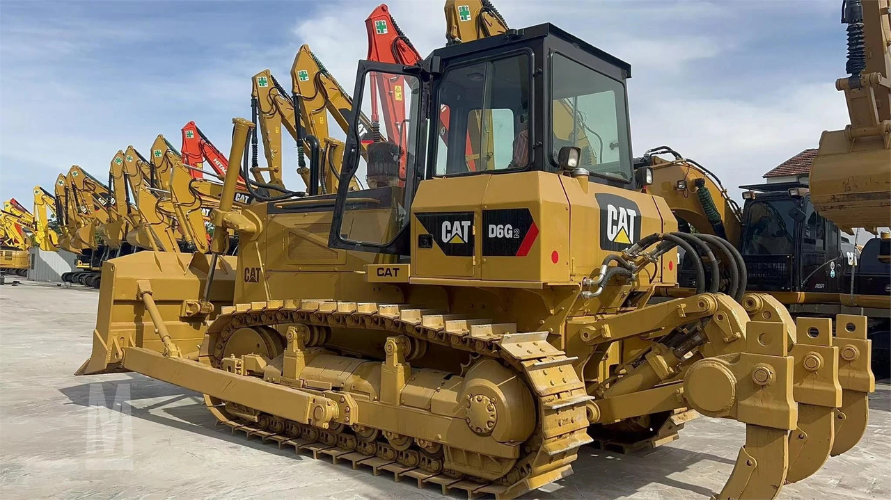 Caterpillar Tracked Tractor Secondhand CAT D6G, D6D Crawler Bulldozer - Buldozer: Foto 3 Caterpillar Tracked Tractor Secondhand CAT D6G, D6D Crawler Bulldozer - Buldozer: Foto 3