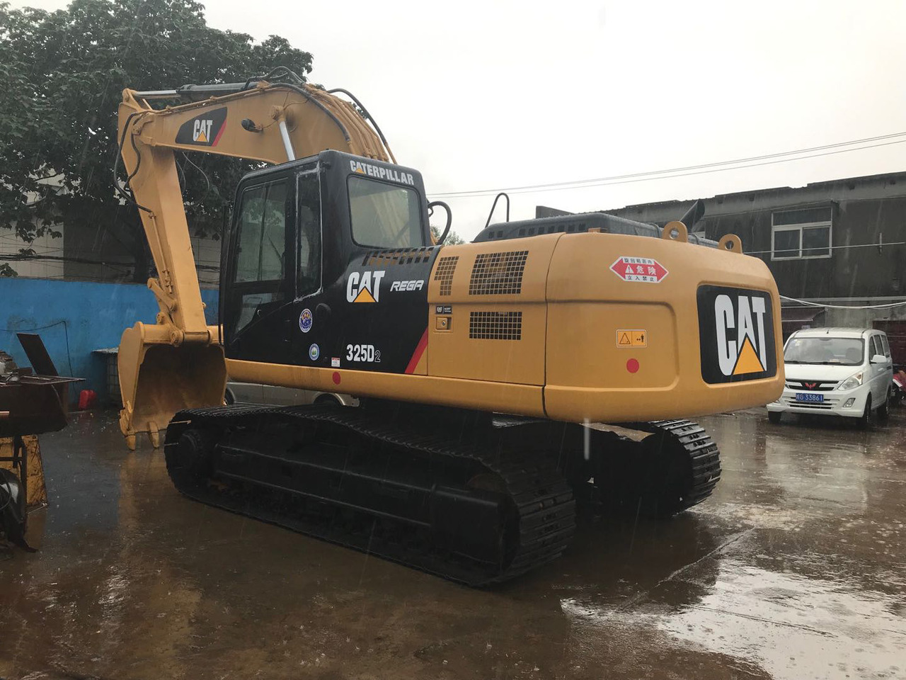Caterpillar Used Excavator Cheap Price CAT 325D, 325BL Made in Japan - Excavator pe şenile: Foto 3 Caterpillar Used Excavator Cheap Price CAT 325D, 325BL Made in Japan - Excavator pe şenile: Foto 3