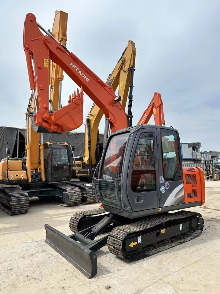 Hitachi ZX60 Mini Excavator Cheap Machine - Excavator pe şenile: Foto 3 Hitachi ZX60 Mini Excavator Cheap Machine - Excavator pe şenile: Foto 3
