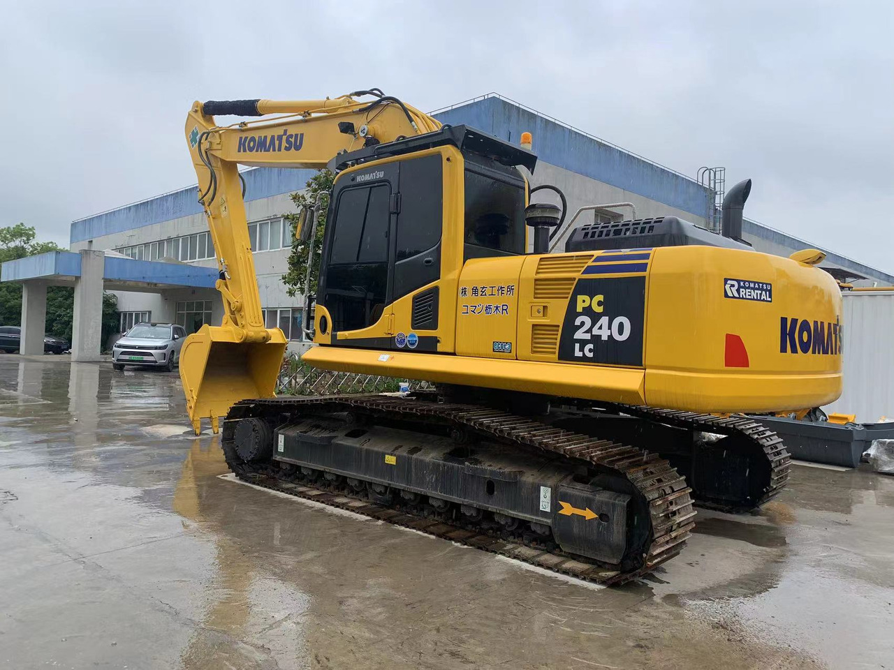 Komatsu PC240, PC220 Chain Excavator Good Condition Used Construction Machine - Excavator pe şenile: Foto 3 Komatsu PC240, PC220 Chain Excavator Good Condition Used Construction Machine - Excavator pe şenile: Foto 3