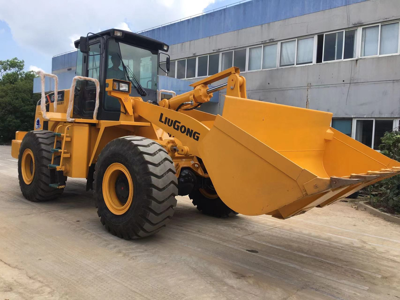 LIUGONG CLG856 Wheel Loader Secondhand Condition 5 ton Loader - Încărcător frontal pe pneuri: Foto 5 LIUGONG CLG856 Wheel Loader Secondhand Condition 5 ton Loader - Încărcător frontal pe pneuri: Foto 5