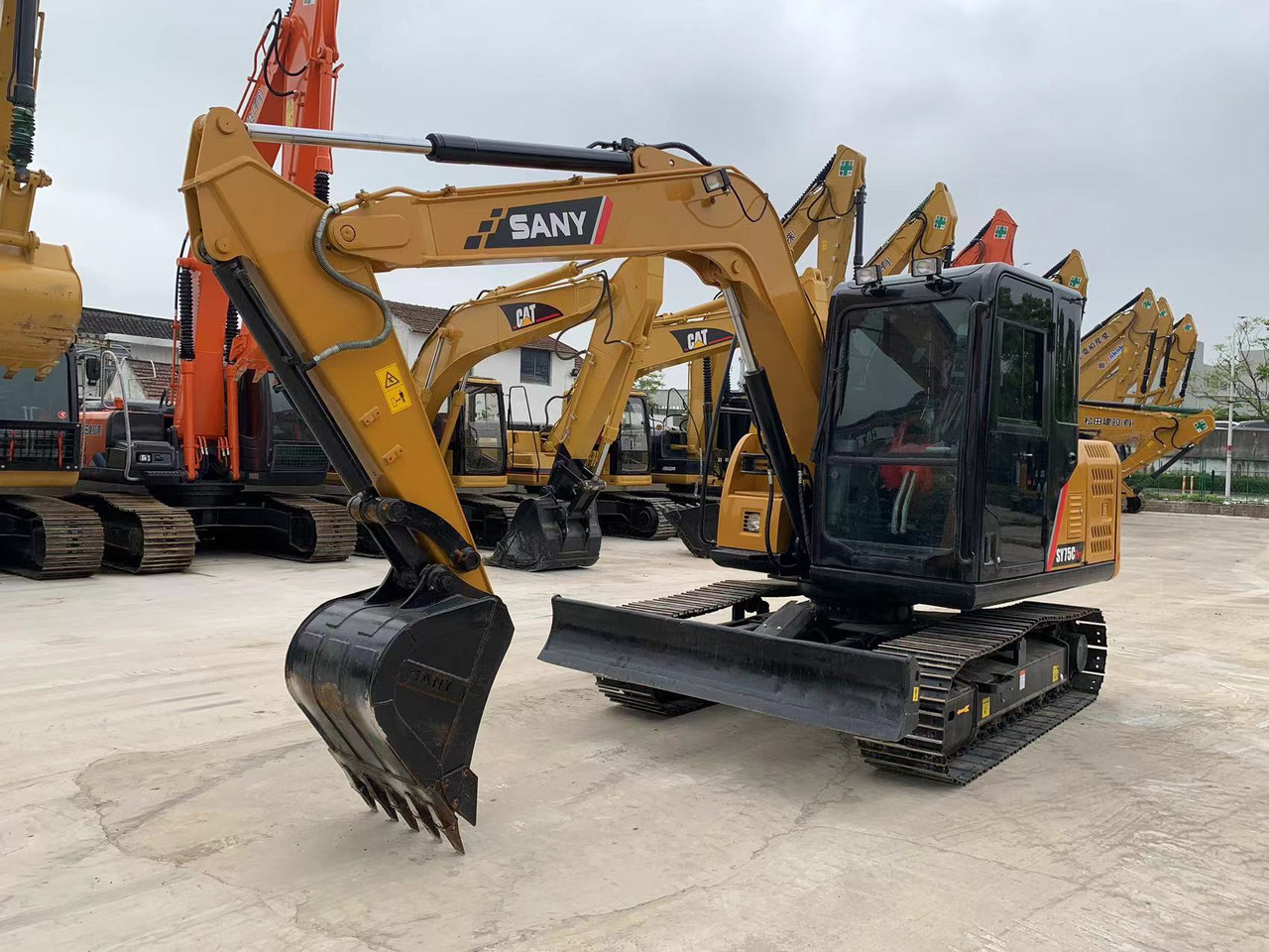 Sany Excavator SY75, SY60, SY55 Good Price Small Digger - Excavator pe şenile: Foto 3 Sany Excavator SY75, SY60, SY55 Good Price Small Digger - Excavator pe şenile: Foto 3