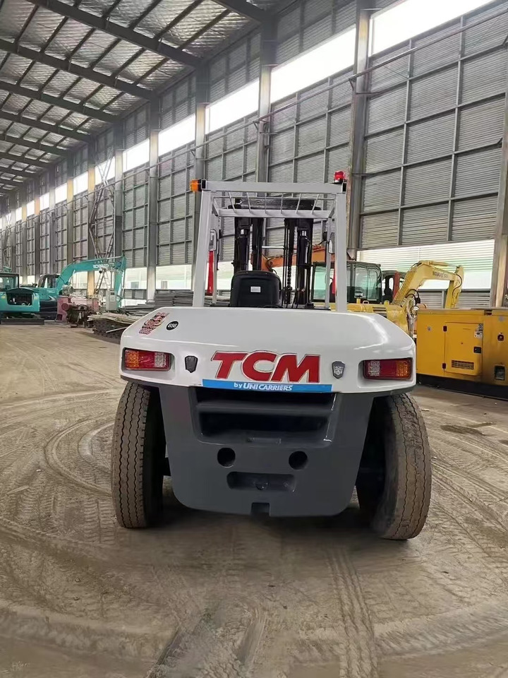 TCM 10 ton Diesel Forklift FD100 with Fork Positioner - Stivuitor diesel: Foto 4 TCM 10 ton Diesel Forklift FD100 with Fork Positioner - Stivuitor diesel: Foto 4