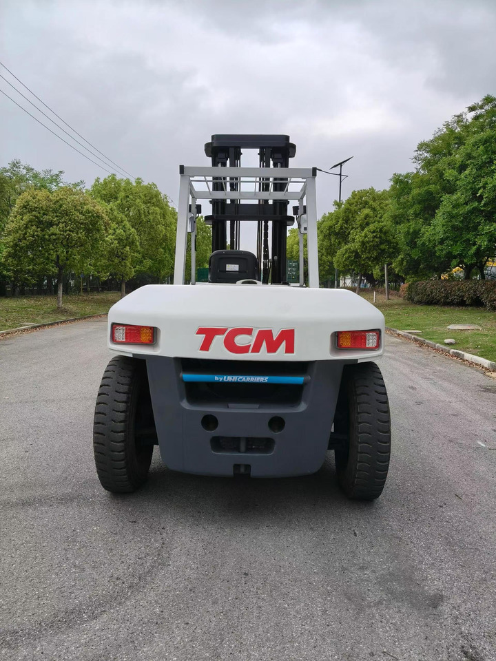 TCM Diesel Forklift Secondhand TCM FD100 Forklift Truck - Stivuitor diesel: Foto 1 TCM Diesel Forklift Secondhand TCM FD100 Forklift Truck - Stivuitor diesel: Foto 1