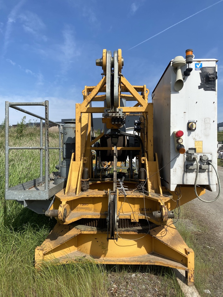 LIEBHERR 90 EC-B 6 FR.tronic - Macara turn: Foto 4 LIEBHERR 90 EC-B 6 FR.tronic - Macara turn: Foto 4