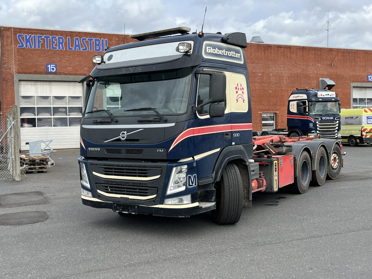 Volvo FM 500 8x4 - Camion cu cârlig: Foto 1 Volvo FM 500 8x4 - Camion cu cârlig: Foto 1