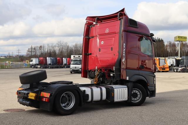 Mercedes-Benz Actros 1843 LS - Cap tractor: Foto 3 Mercedes-Benz Actros 1843 LS - Cap tractor: Foto 3