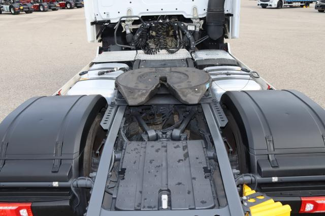 Leasing de Mercedes-Benz Actros 1851 LS Mercedes-Benz Actros 1851 LS: Foto 7