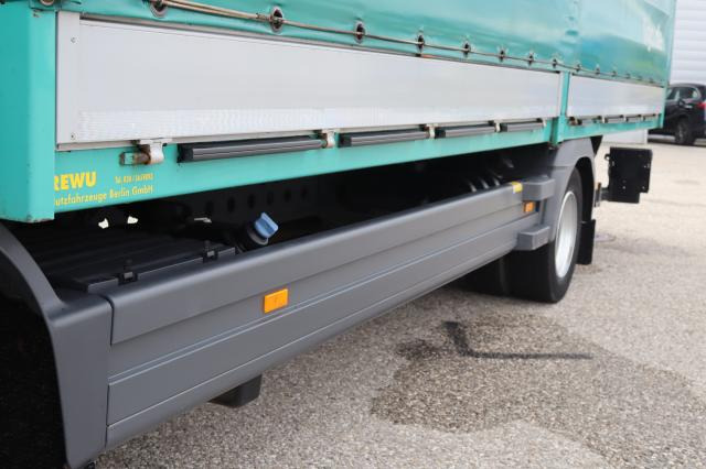 Mercedes-Benz Atego 1221 L - Camion cu prelată: Foto 4 Mercedes-Benz Atego 1221 L - Camion cu prelată: Foto 4