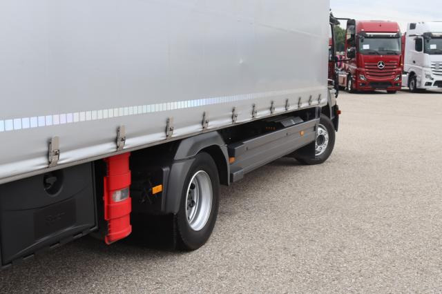 Mercedes-Benz Atego 1323 L - Camion cu prelată: Foto 5 Mercedes-Benz Atego 1323 L - Camion cu prelată: Foto 5