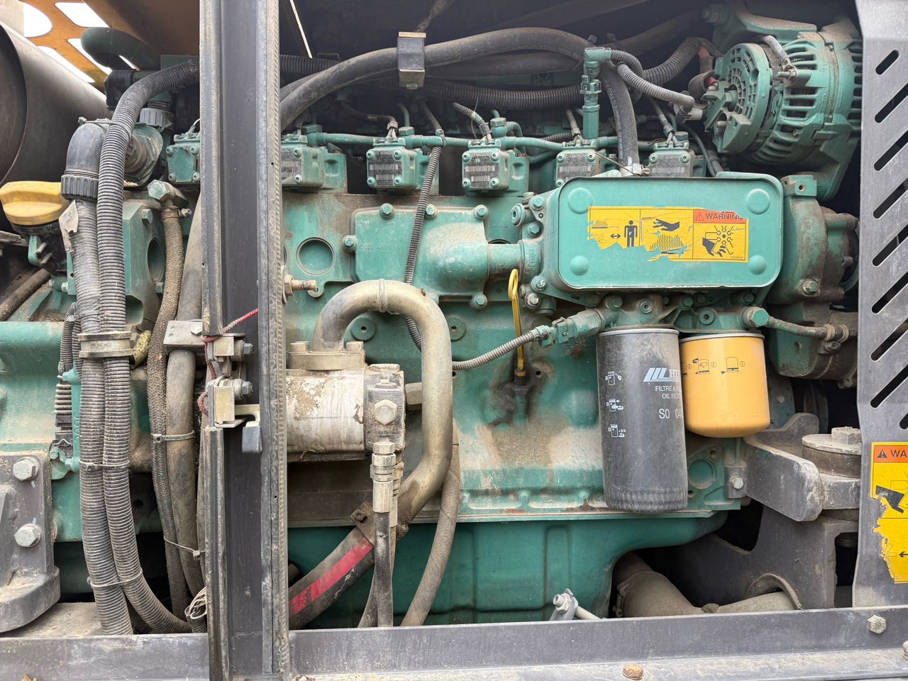 VOLVO D6D EJE2 - Motor pentru Excavator: Foto 2 VOLVO D6D EJE2 - Motor pentru Excavator: Foto 2