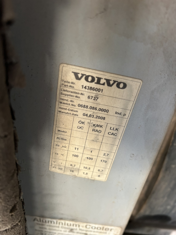 Volvo EW140C - Răcitor ulei pentru Excavator pe roţi: Foto 5 Volvo EW140C - Răcitor ulei pentru Excavator pe roţi: Foto 5