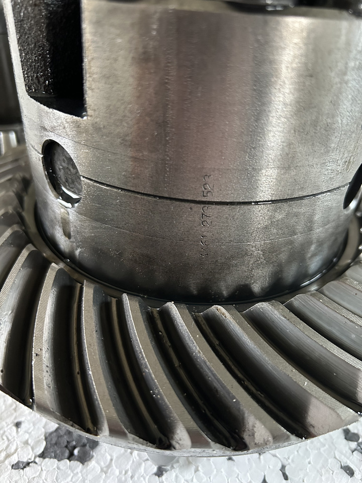 ZF MT-E3050 koparka VOLVO EW 140C - Diferențial pentru Excavator pe roţi: Foto 2 ZF MT-E3050 koparka VOLVO EW 140C - Diferențial pentru Excavator pe roţi: Foto 2