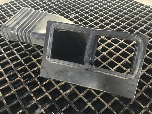 Piesa de climatizare Liebherr Air Duct: Foto 9