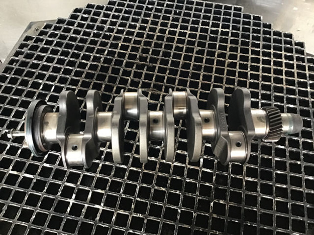 Liebherr Crankshaft - Arbore cotit: Foto 1 Liebherr Crankshaft - Arbore cotit: Foto 1