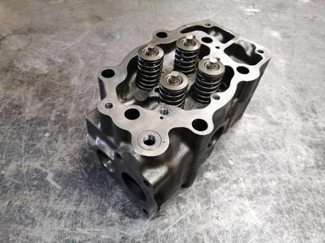 Liebherr Cylinder Head Rebuild D934/D936 - Blocul cilindrilor: Foto 1 Liebherr Cylinder Head Rebuild D934/D936 - Blocul cilindrilor: Foto 1