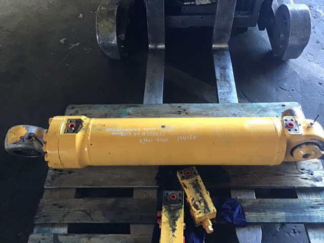 Liebherr Cylinder - Cilindru hidraulic: Foto 4 Liebherr Cylinder - Cilindru hidraulic: Foto 4