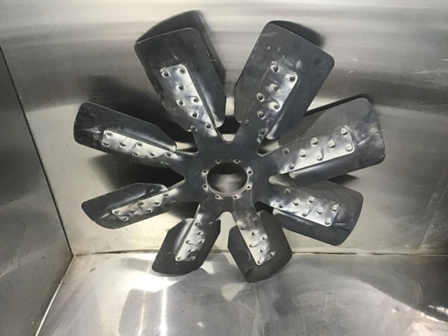 Liebherr Fan Blade - Sistem de răcire: Foto 1 Liebherr Fan Blade - Sistem de răcire: Foto 1
