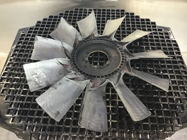 Liebherr Fan Blade - Sistem de răcire: Foto 2 Liebherr Fan Blade - Sistem de răcire: Foto 2