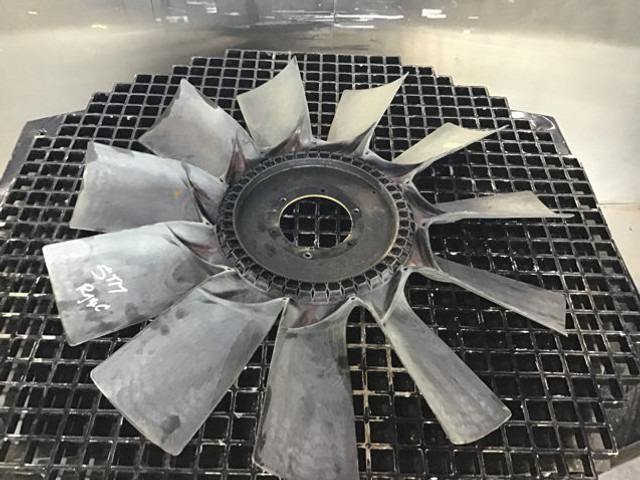 Liebherr Fan Blade - Sistem de răcire: Foto 1 Liebherr Fan Blade - Sistem de răcire: Foto 1