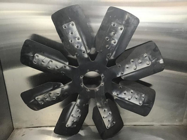 Liebherr Fan Blade - Sistem de răcire: Foto 5 Liebherr Fan Blade - Sistem de răcire: Foto 5
