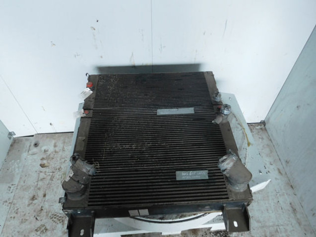 Liebherr Oilcooler - Răcitor ulei: Foto 1 Liebherr Oilcooler - Răcitor ulei: Foto 1