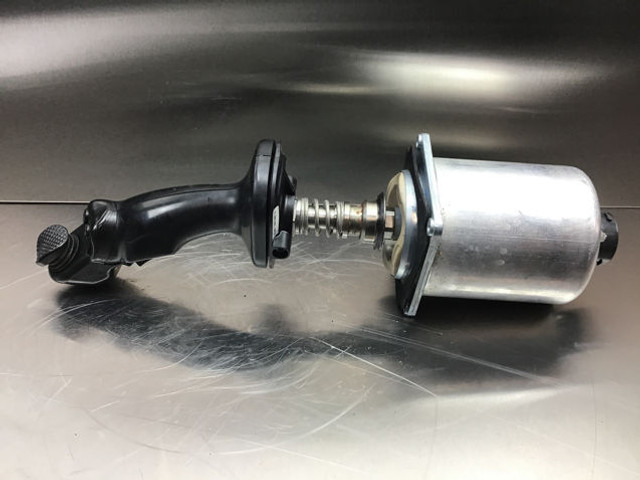 Liebherr Pilo Control Unit - Schimbător de viteze: Foto 1 Liebherr Pilo Control Unit - Schimbător de viteze: Foto 1