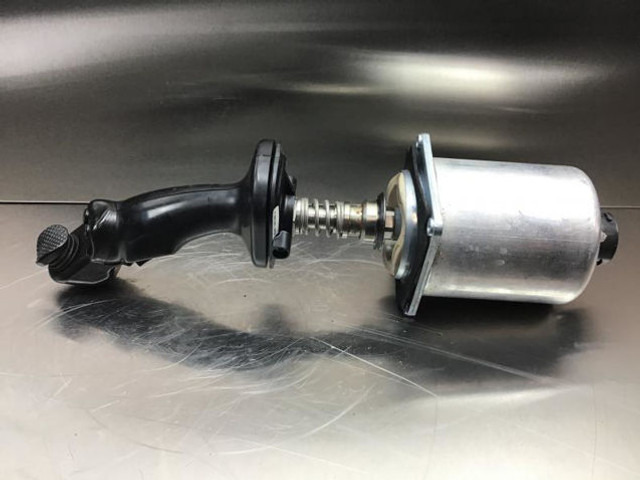 Liebherr Pilo Control Unit - Schimbător de viteze: Foto 4 Liebherr Pilo Control Unit - Schimbător de viteze: Foto 4