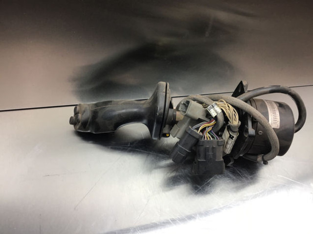 Liebherr Pilot Control Unit - Schimbător de viteze: Foto 2 Liebherr Pilot Control Unit - Schimbător de viteze: Foto 2