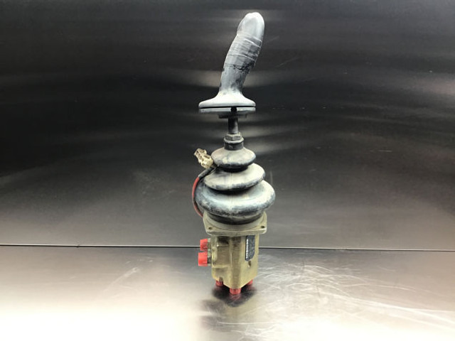 Liebherr Pilot control Unit - Schimbător de viteze: Foto 1 Liebherr Pilot control Unit - Schimbător de viteze: Foto 1