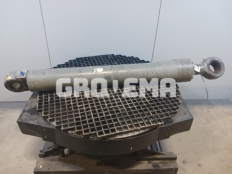 Liebherr R922 LC / R922 NLC / R922 SLC / R922 XLC - Cilindru hidraulic: Foto 1 Liebherr R922 LC / R922 NLC / R922 SLC / R922 XLC - Cilindru hidraulic: Foto 1