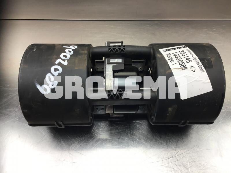 Liebherr R946 LC / R946 NLC / R956 / R976 / R926 LC / R920 / R920 LC - Ventilator habitaclu: Foto 2 Liebherr R946 LC / R946 NLC / R956 / R976 / R926 LC / R920 / R920 LC - Ventilator habitaclu: Foto 2