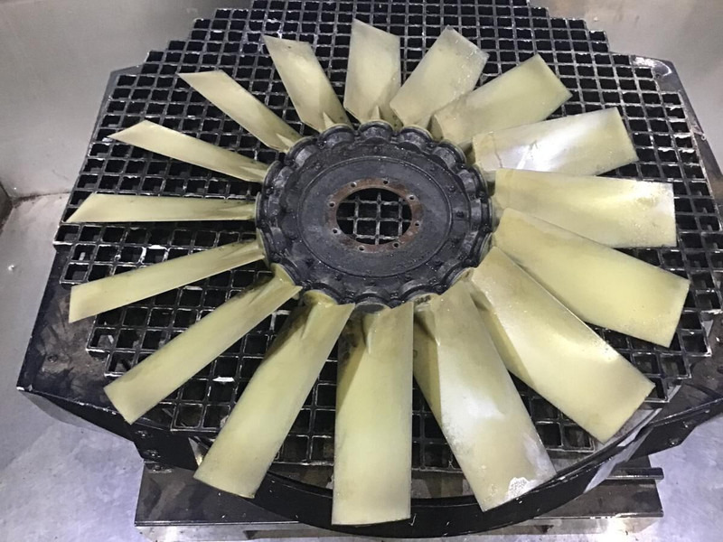 Liebherr R954B / R954HD / R954 - Ventilator: Foto 1 Liebherr R954B / R954HD / R954 - Ventilator: Foto 1