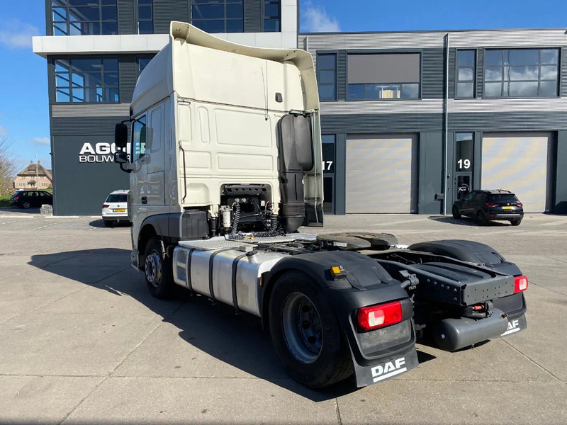 DAF XF 106.460 SSC / Retarder / 2x Tank - Cap tractor: Foto 3 DAF XF 106.460 SSC / Retarder / 2x Tank - Cap tractor: Foto 3