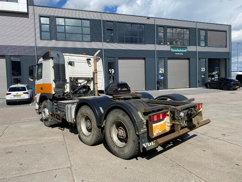Volvo FM 440 6x4 / Hooklift and Tractor / Hub Reduction - Cap tractor: Foto 4 Volvo FM 440 6x4 / Hooklift and Tractor / Hub Reduction - Cap tractor: Foto 4