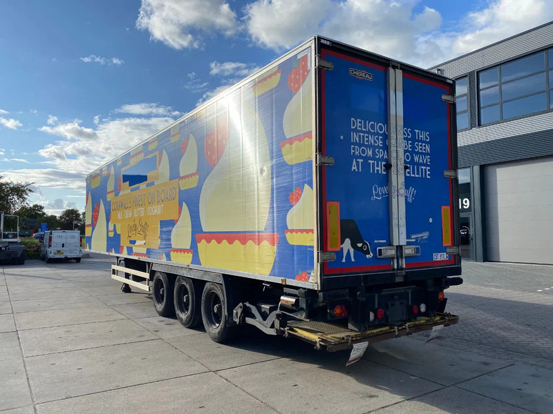 Chereau Frigo / 7 cm walls / BPW Disc / Carrier Vector - Semiremorcă frigider: Foto 4 Chereau Frigo / 7 cm walls / BPW Disc / Carrier Vector - Semiremorcă frigider: Foto 4