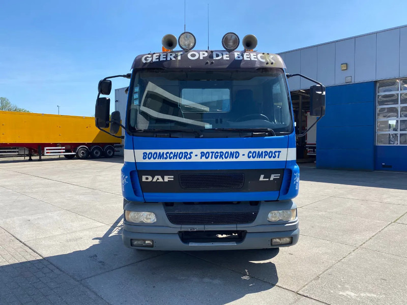 DAF LF 55.220 / Cable System / Manual / Euro 3 - Camion cu sistem de cablu: Foto 2 DAF LF 55.220 / Cable System / Manual / Euro 3 - Camion cu sistem de cablu: Foto 2