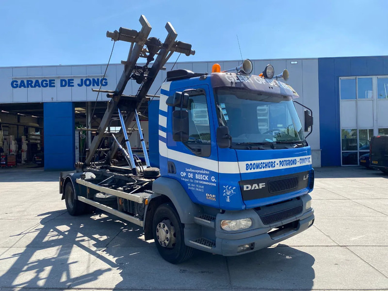 DAF LF 55.220 / Cable System / Manual / Euro 3 - Camion cu sistem de cablu: Foto 3 DAF LF 55.220 / Cable System / Manual / Euro 3 - Camion cu sistem de cablu: Foto 3