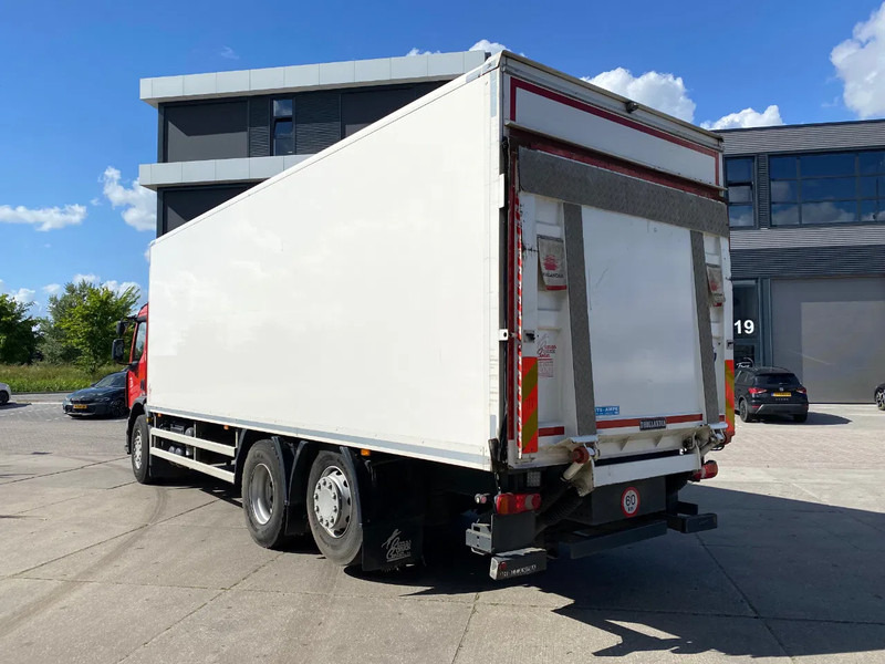 Renault D Wide 320 DTI 8 / Closed box / Euro 6 / Dhollandia - Camion furgon: Foto 4 Renault D Wide 320 DTI 8 / Closed box / Euro 6 / Dhollandia - Camion furgon: Foto 4