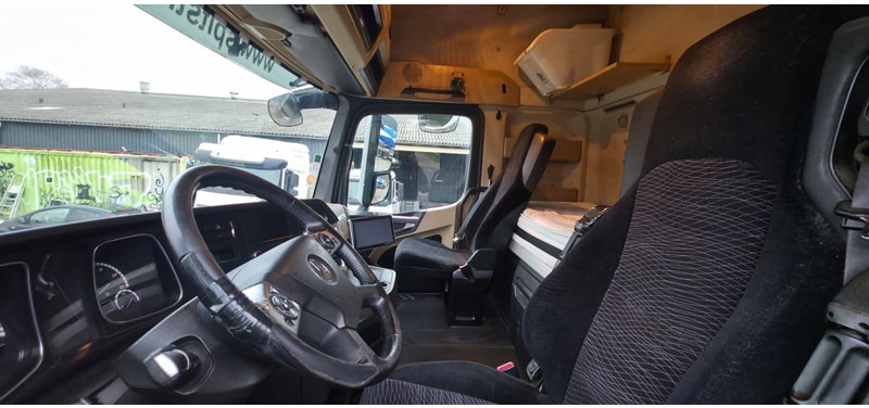 Cap tractor Mercedes-Benz Actros 1845: Foto 8