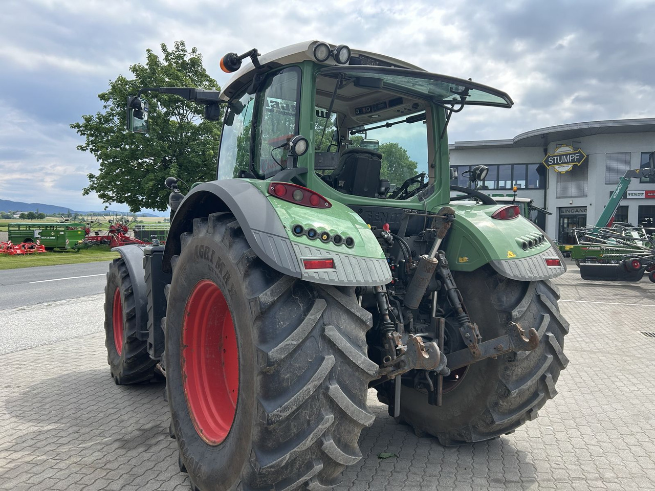 Fendt 724 Vario - Tractor agricol: Foto 4 Fendt 724 Vario - Tractor agricol: Foto 4