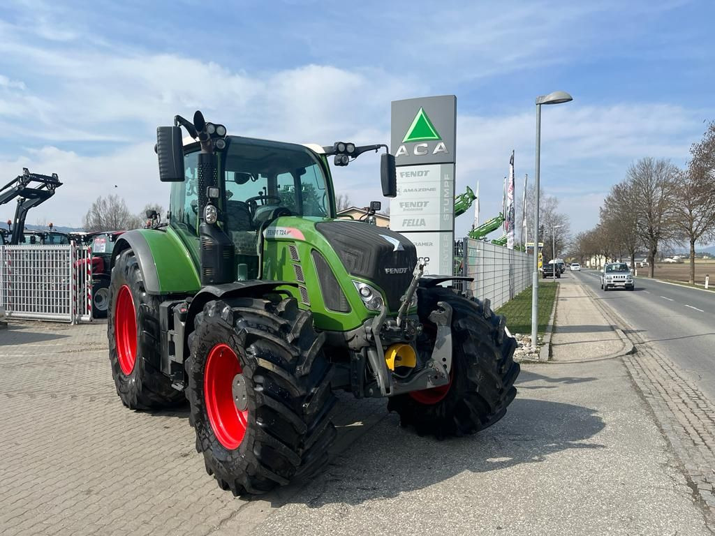 Fendt 724 Vario - Tractor agricol: Foto 2 Fendt 724 Vario - Tractor agricol: Foto 2
